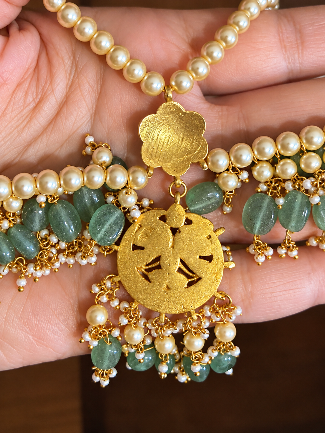 Mouktika Kanthi – Original Jadau Kundan Necklace Set
