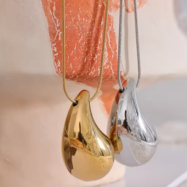 Tear Drop Pendant with Chain