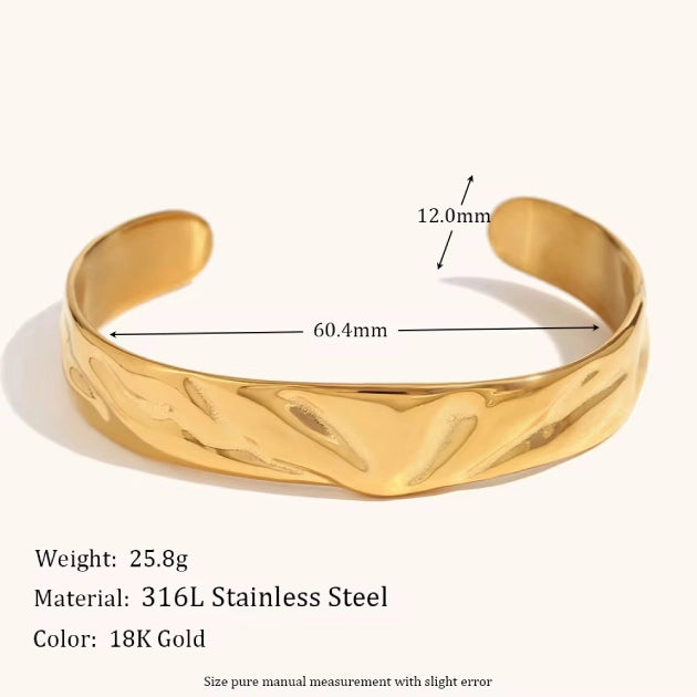 Liora Cuff – A golden glow, textured to perfection.