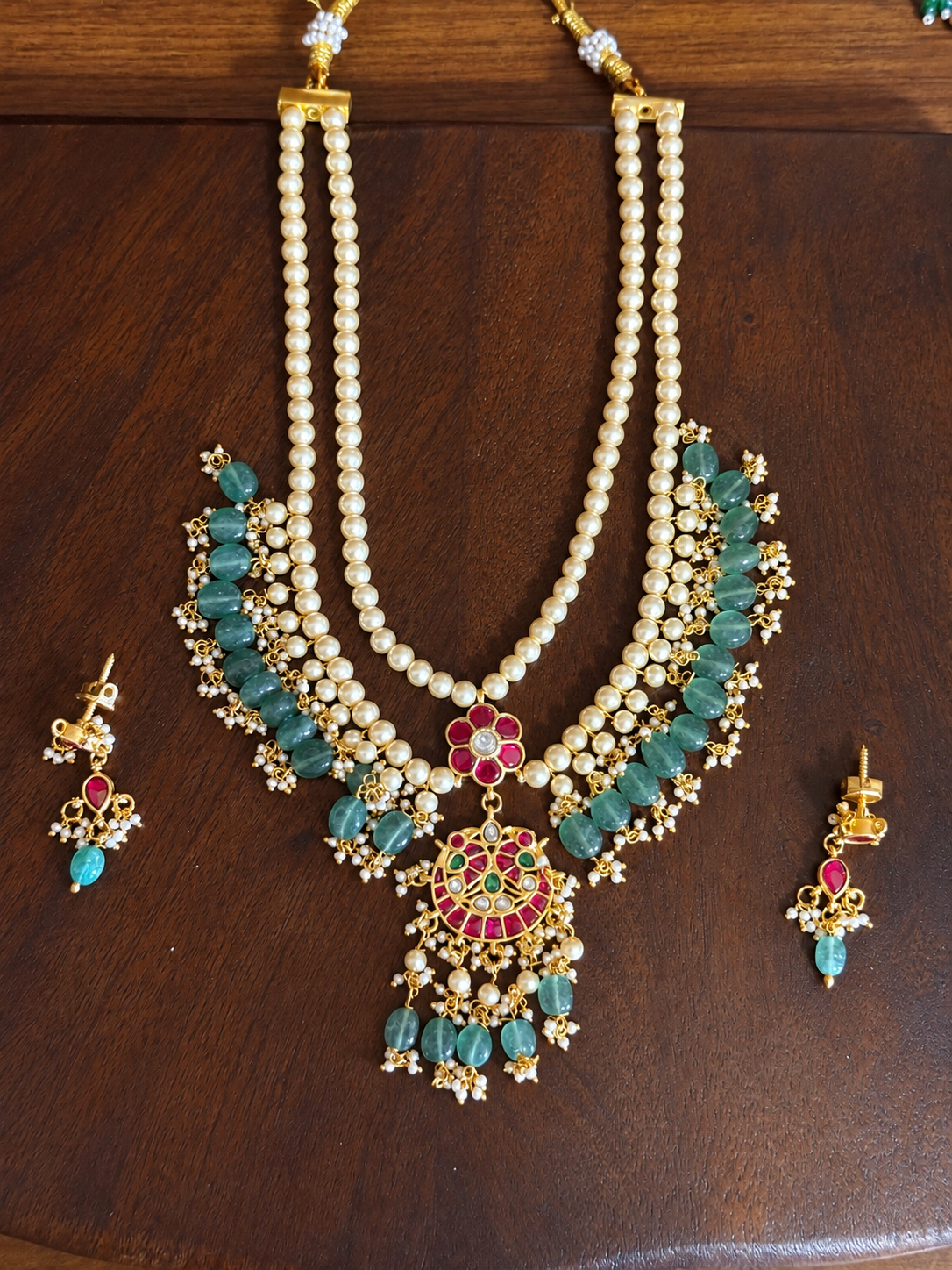 Mouktika Kanthi – Original Jadau Kundan Necklace Set
