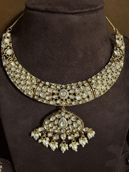 Devika – Moissanite Hasli Necklace Set with Floral Pendant