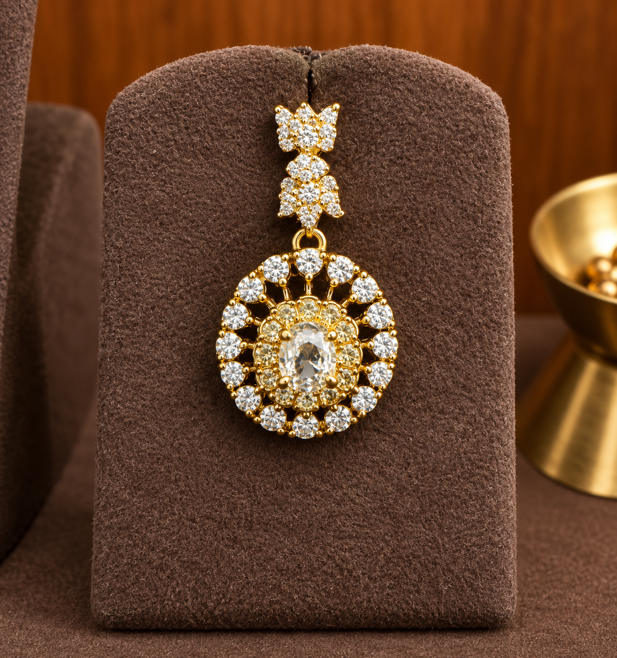 Chandrika – White Zircon Choker Necklace