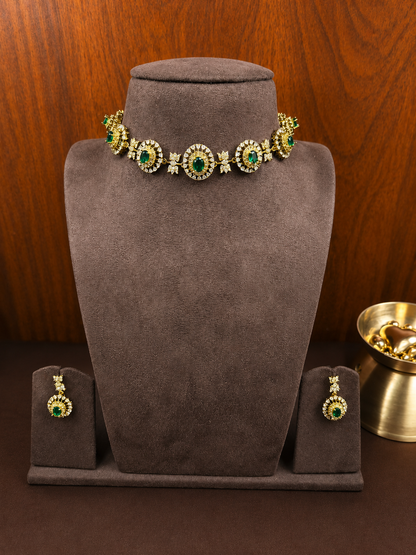 Harinika – Emerald Zircon Choker Necklace