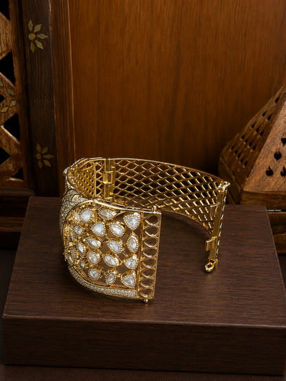 Ruhanika Ruby Kundan Statement Cuff