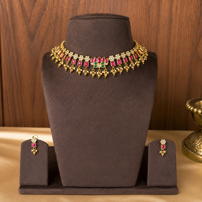 Kamalini Kanti – Lotus Motif Original Jadau Kundan Choker Set.