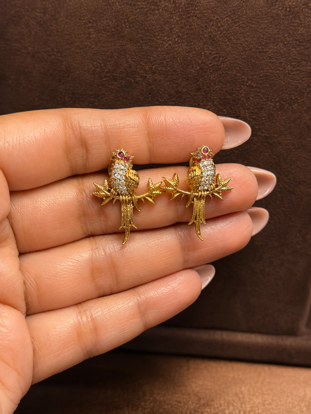 Panchavarna Kili - Multicolour Parrot Zircon Necklace Set