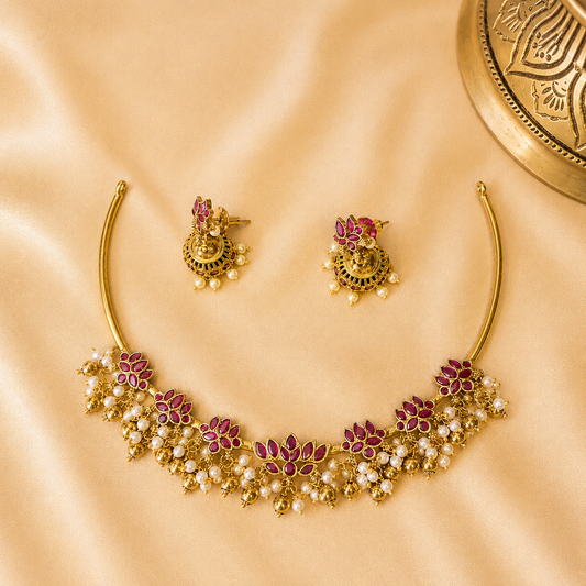 Padma Manjari – Original Jadau Kundan lotus Hasli Necklace Set.
