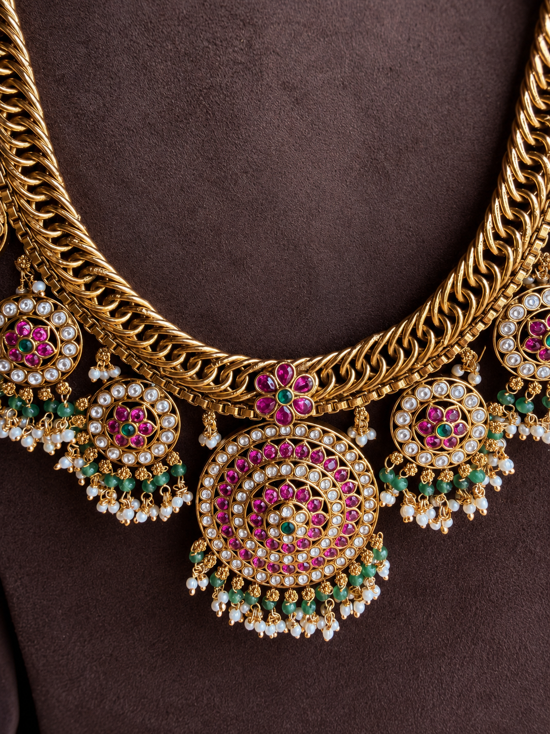 Rajamandala Bottu Mala – Original Jadau Kundan Long Haaram.
