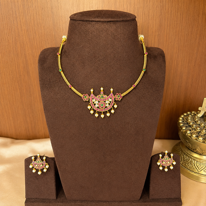 Chandraprabha – Orijinal Jadau Kundan Hasli Necklace Set.