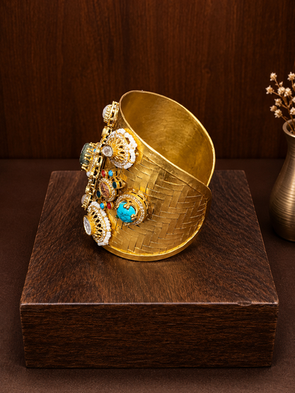 Mahavika – Imperial Multigem Statement Cuff.