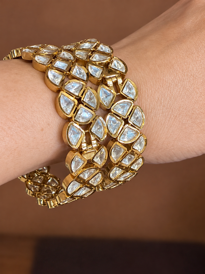 Taarini – Real Moissanite Polki Statement Kada