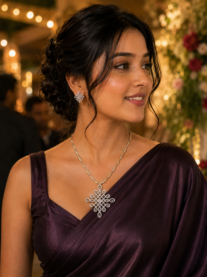 Kolam Twinline Necklace Set