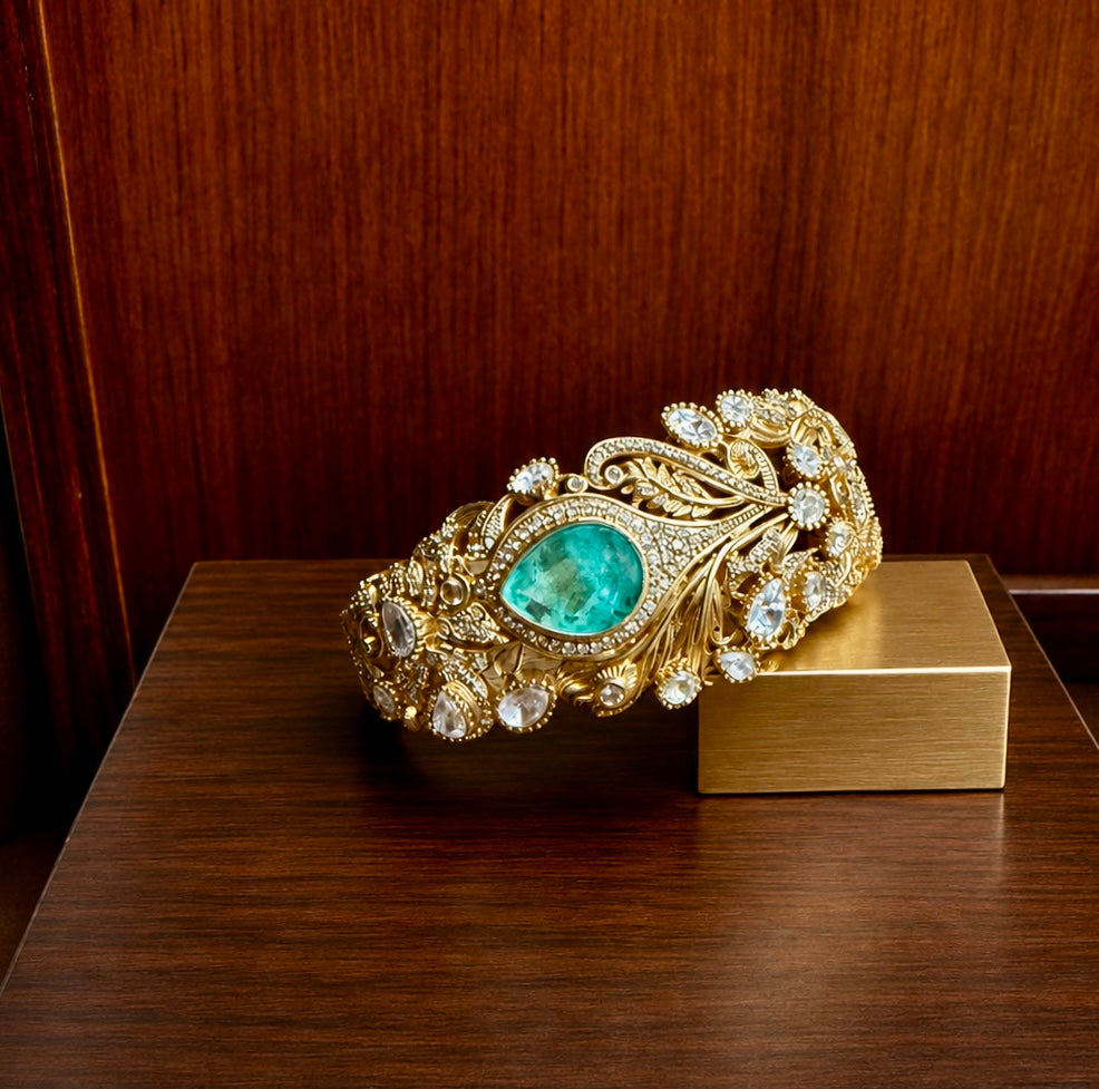 Mrunalika Emerald Kundan Crest Cuff