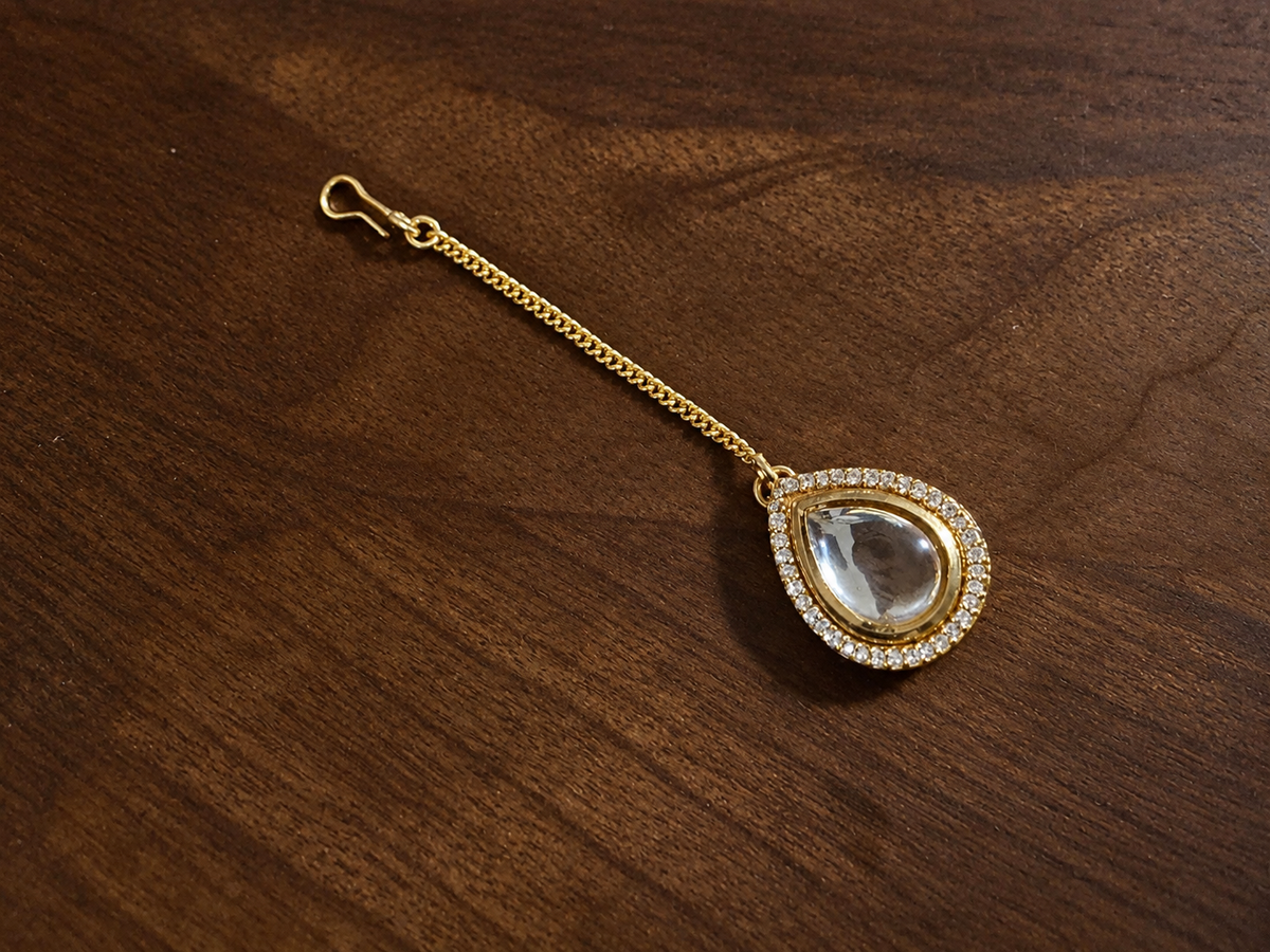 Aratrika - Real Kundan Maang Tikka