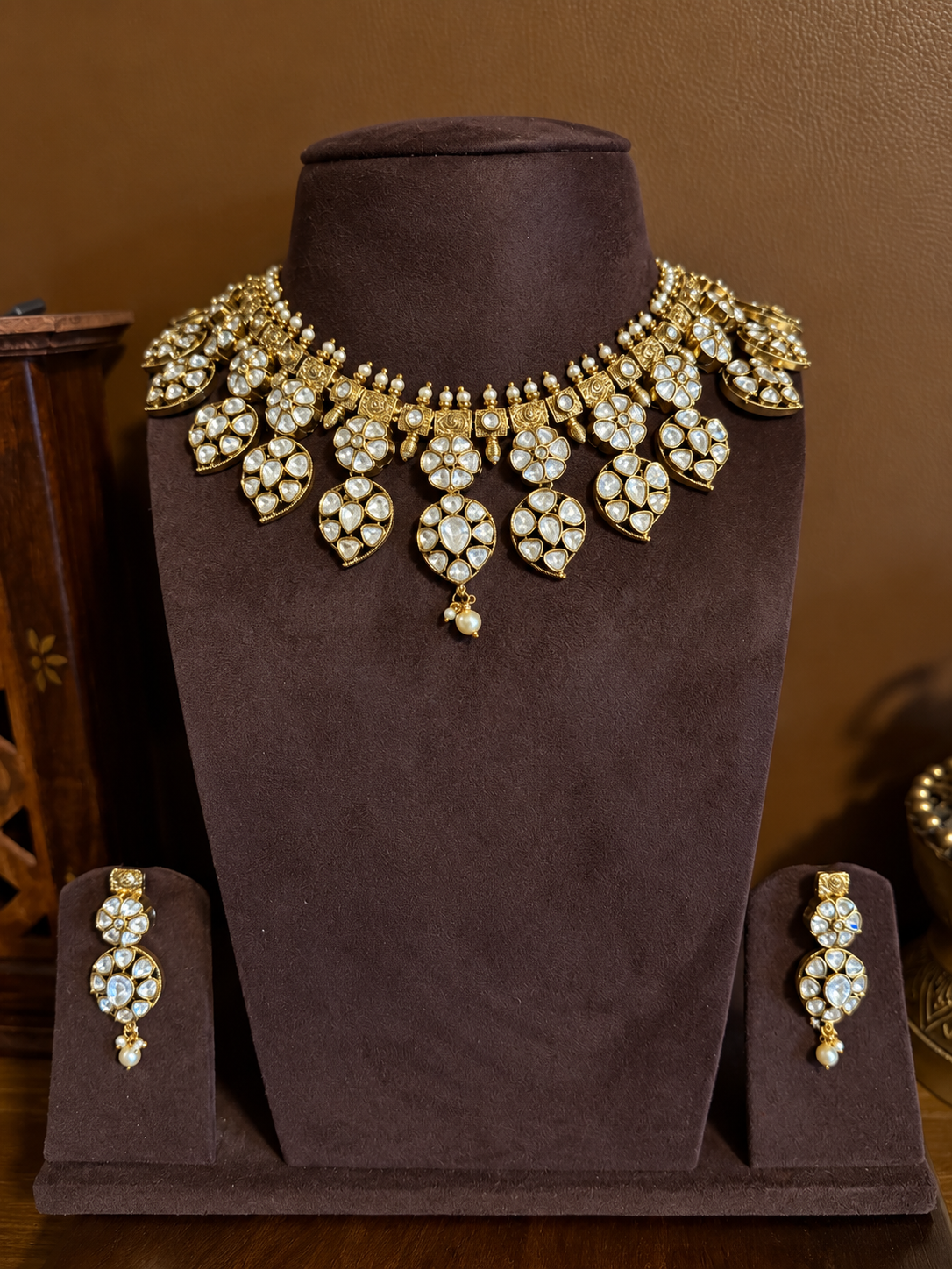Maha Lavanya – Moissanite Mango Motif Necklace Set