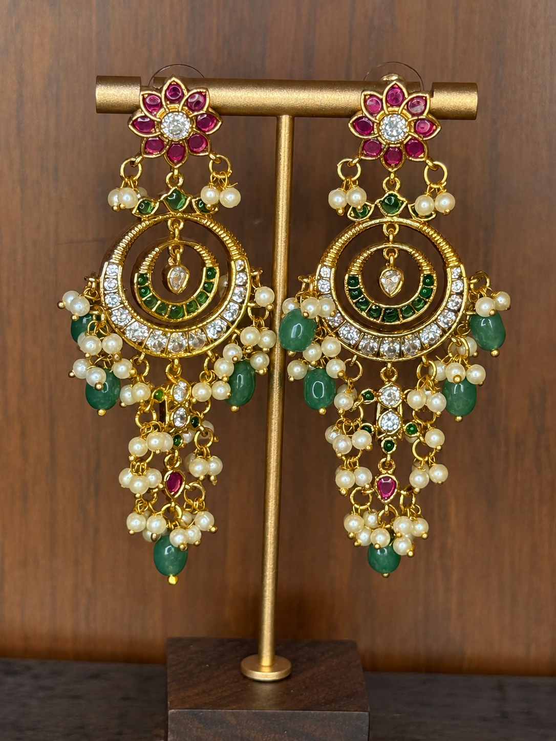 Muktika – Emerald Pearl Chandbali