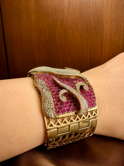 Ruhanika Ruby Kundan Statement Cuff