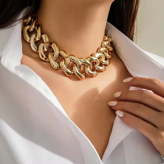 Gold Acrylic Linkchain Necklace
