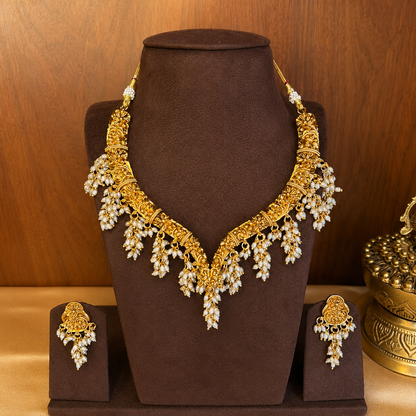 Muthamanjari – Pearl Necklace Set.