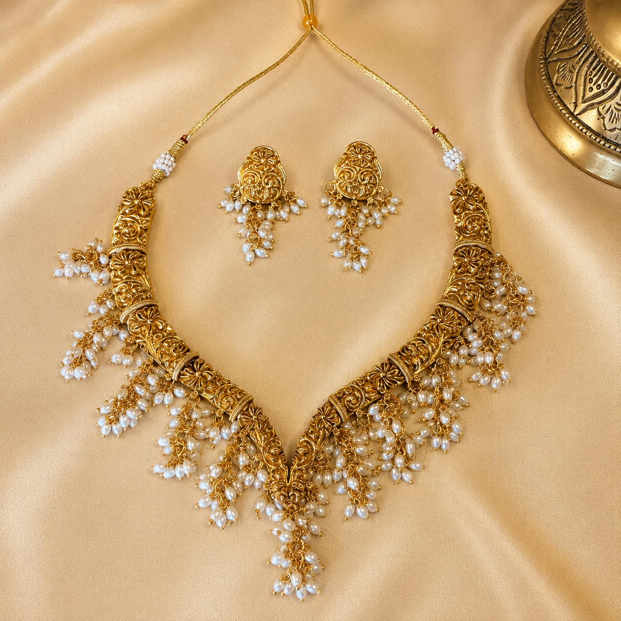 Muthamanjari – Pearl Necklace Set.