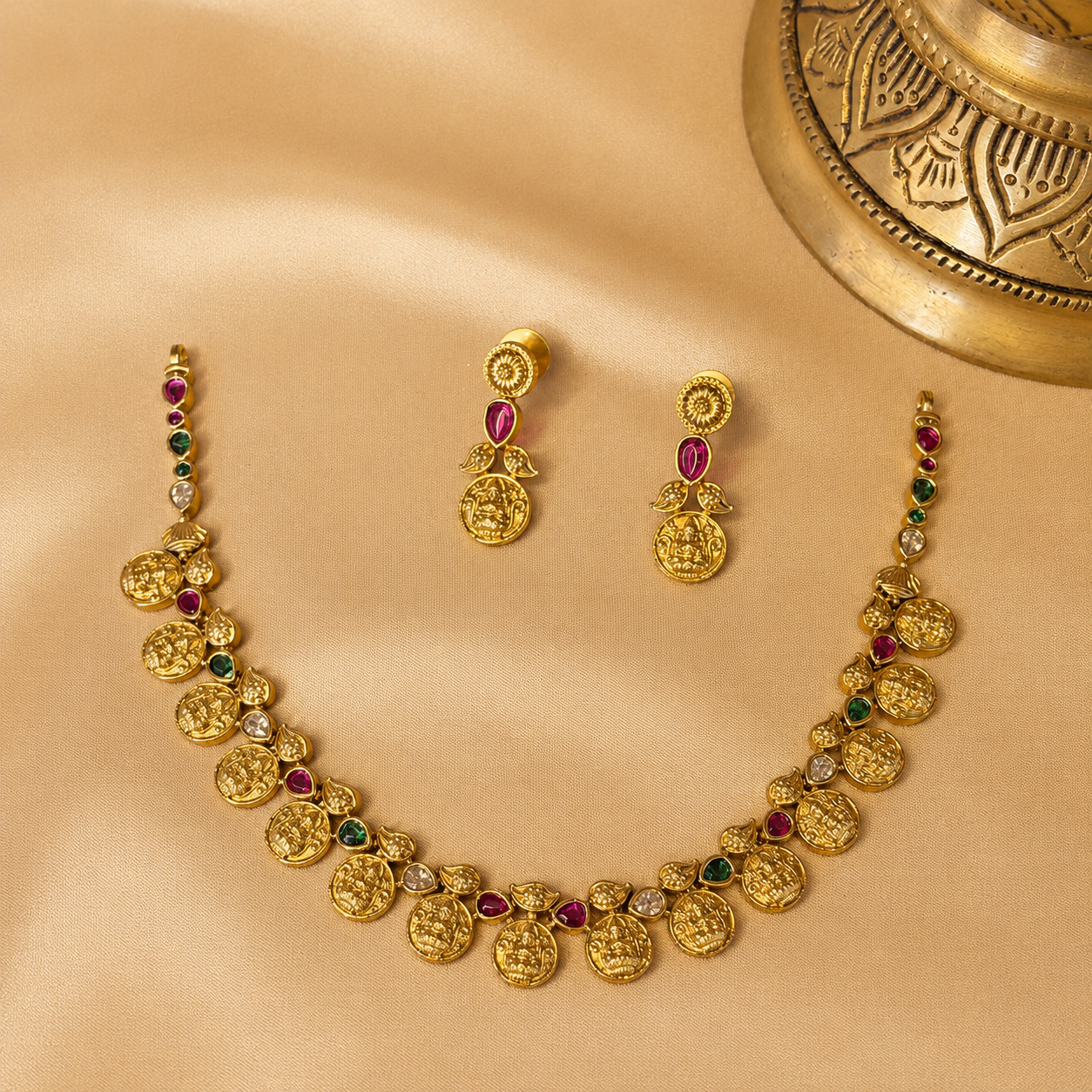 Lakshmi kasilekha – Ruby Emerald Coin Temple Necklace Set.