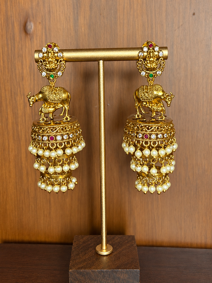 Kamadhenu – Temple Pearl Jhumka