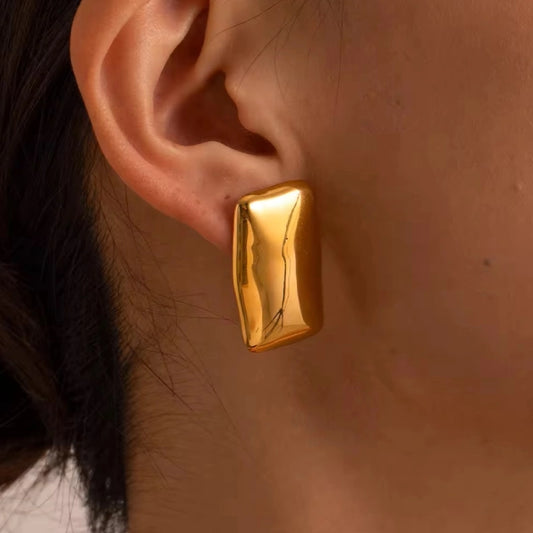 Smooth and Sleek Rectangle Studs