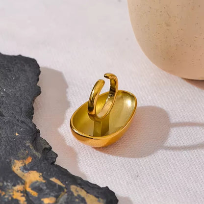 Big Oval Statement Ring