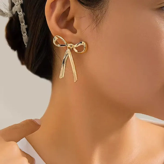 Gold Bow Knot Studs