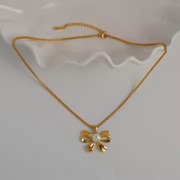 Pearl Bow Neck Charm - 18k Gold Plated