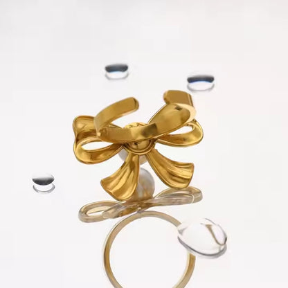 Pearl Bow Ring - 18k Gold Plated