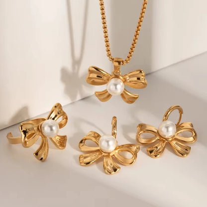 Pearl Bow Neck Charm - 18k Gold Plated
