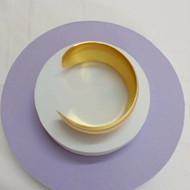 Eterna Aureum Brass Cuff - 18k Gold Plated