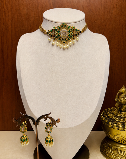 Noor Petite Emerald Choker Set