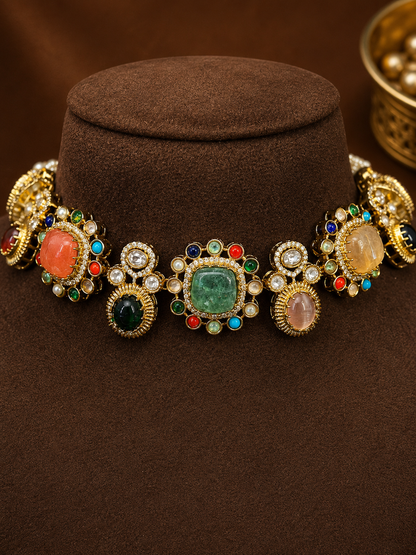 Aarunya – Petite Multigem Heritage Necklace Set.