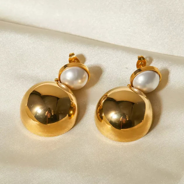 Classic Pearl & Gold  Ball Drops