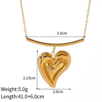 Curvy Heart Chain and Pendant - 18k Gold Plated