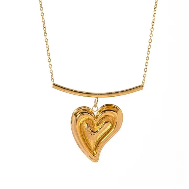Curvy Heart Chain and Pendant - 18k Gold Plated