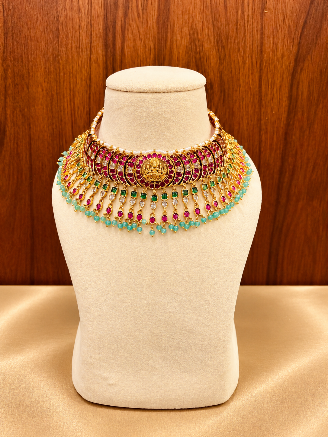 Lakshmi Vilasa Kantika – Premium Kemp & Kundan Choker Set