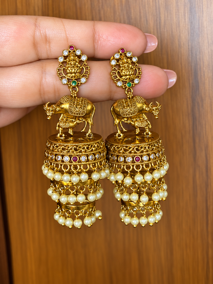 Kamadhenu – Temple Pearl Jhumka