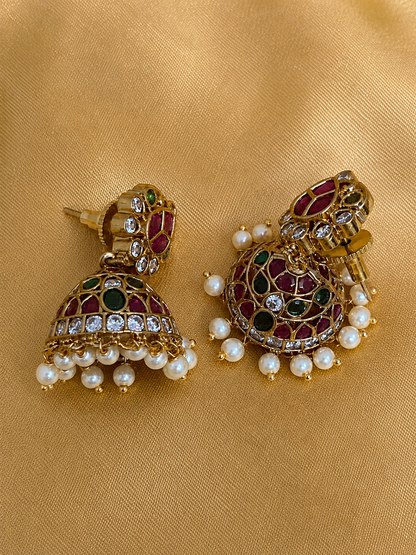 Mrunalini Dwimala – Convertible Original Jadau Kundan Two-Layer Necklace & Earring Set.