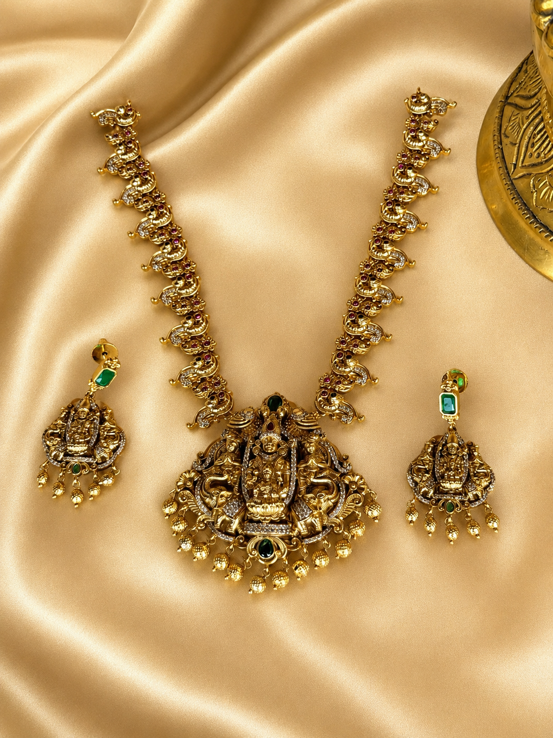 Shri Lakshmi Venkatesha Vaibhava - Micro Gold Plated Necklace Set.