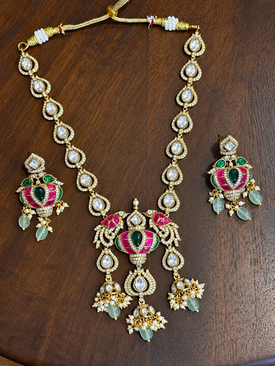 Mayura Vamshi – Moissanite Polki Jadau Kundan Necklace Set