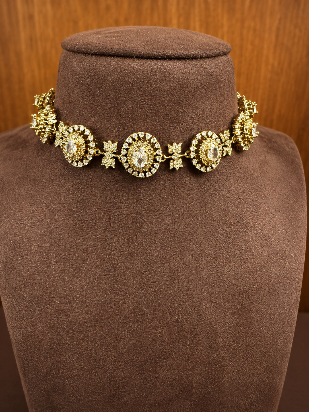 Chandrika – White Zircon Choker Necklace