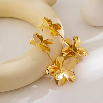 Gold Plated Daisy Danglers