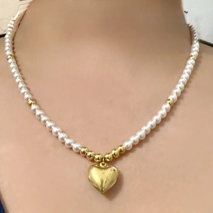 Fresh Water Original Pearl Three Layered Necklace