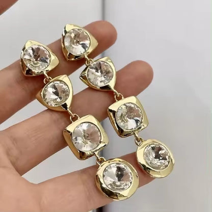 Geometrical Crystal Drops