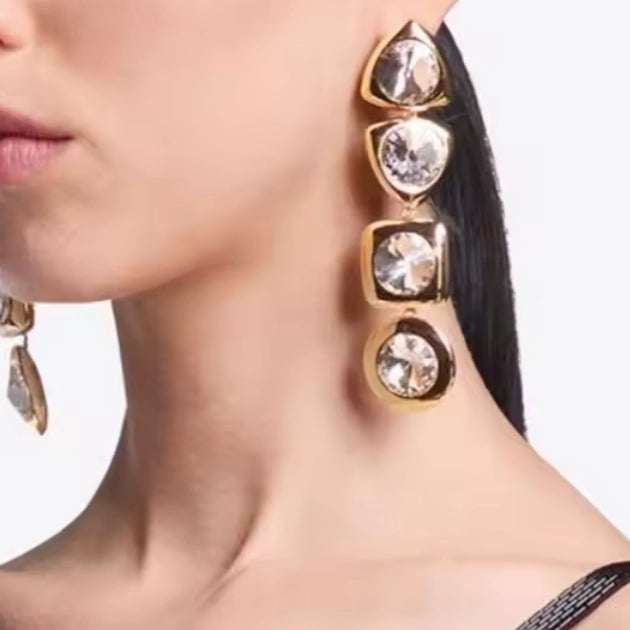 Geometrical Crystal Drops