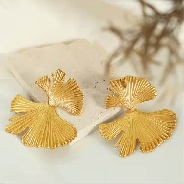 Gold Biloba Leaf Studs