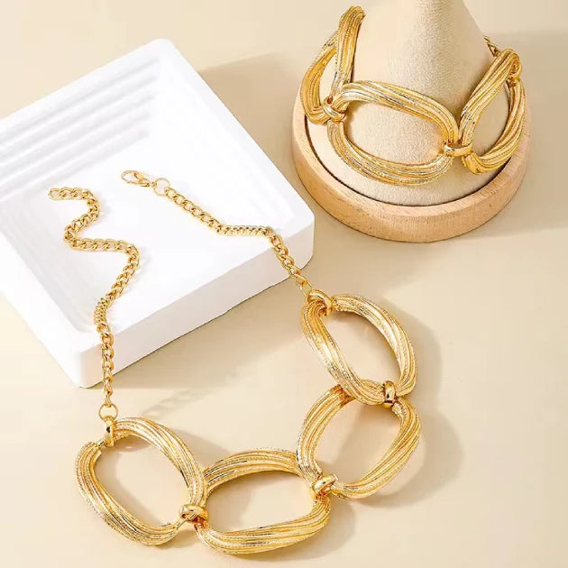 Gold Chunky Link Chain Choker